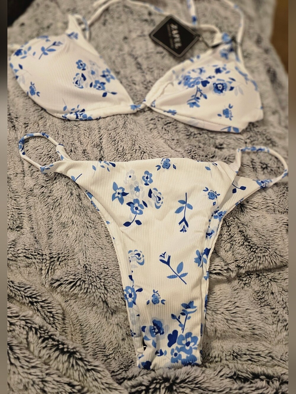 Zaful White and Blue Floral Ribbed Bikini